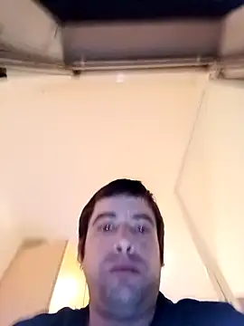 danyelC2 online show from April 2, 9:45 pm