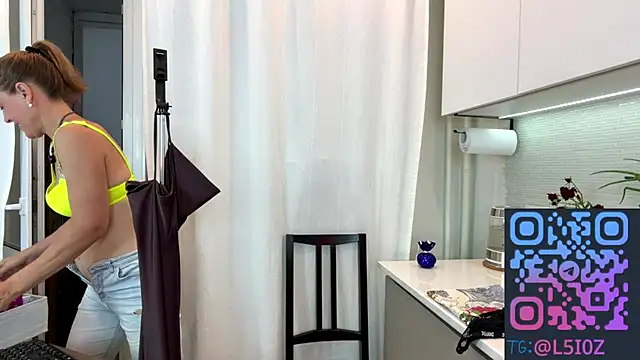 Lizacams online show from July 25, 4:37 pm