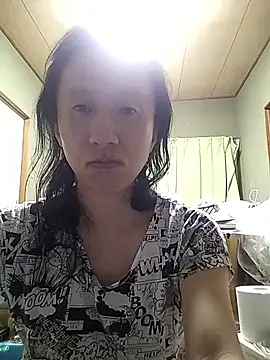 mako7612 online show from May 26, 2:13 pm