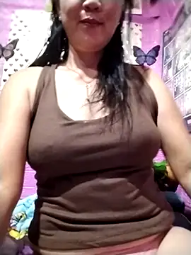 sweet lyn2025 online show from April 20, 3:20 am