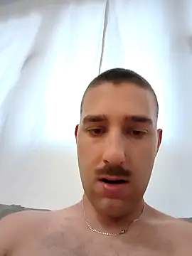 straightdude99 online show from April 3, 9:13 pm