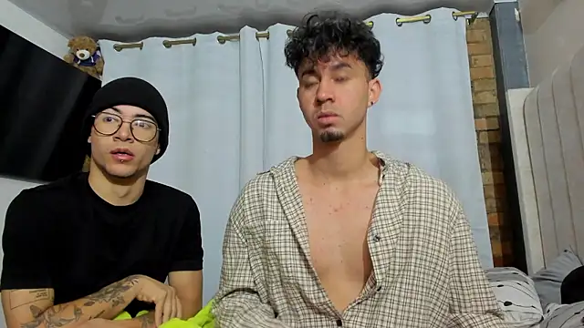 andrees  online show from March 18, 9:23 am