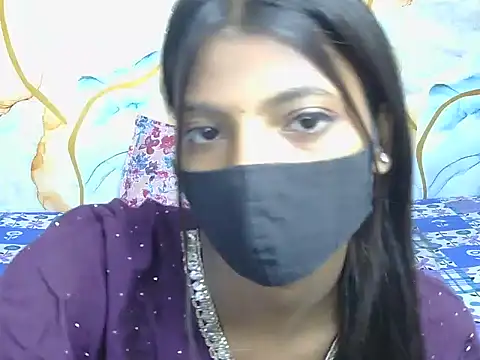 Snapshot of yours-isha chatting on June 14, 4:58 am yours-isha online show from June 14, 4:58 am