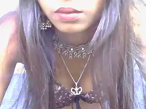 Snapshot of yours-isha chatting on July 11, 4:48 am yours-isha online show from July 11, 4:48 am