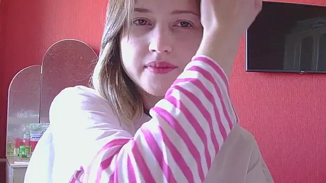 Snapshot of Beloved_Mary chatting on May 15, 5:58 am Beloved Mary online show from May 15, 5:58 am