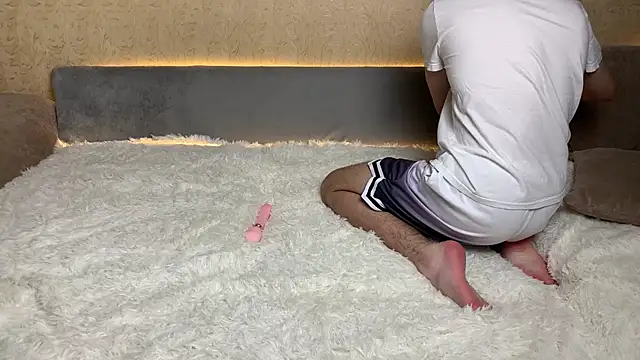 Barbara Mur online show from April 19, 6:10 pm