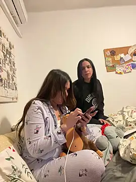 Snapshot of Genblan chatting on March 6, 9:00 pm Genblan online show from March 6, 9:00 pm