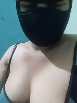 Tamillaxmi12 online show from April 18, 7:40 pm