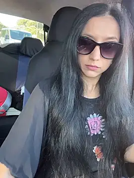 Snapshot of anamaria04 chatting on May 2, 6:29 am anamaria04 online show from May 2, 6:29 am