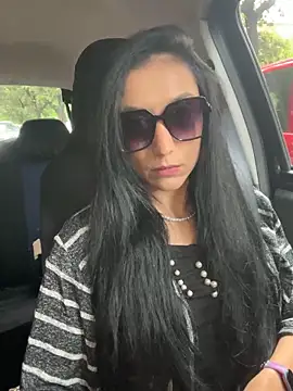 Snapshot of anamaria04 chatting on May 6, 6:41 am anamaria04 online show from May 6, 6:41 am