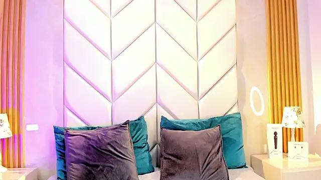 Snapshot of Samanta_Rave chatting on April 7, 12:16 pm Samanta Rave online show from April 7, 12:16 pm