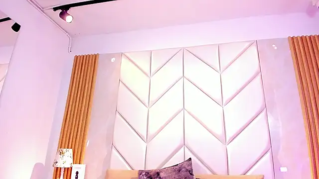 Snapshot of Samanta_Rave chatting on May 11, 12:55 pm Samanta Rave online show from May 11, 12:55 pm