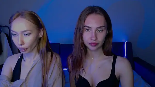 yourameliaa online show from April 19, 6:10 pm