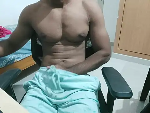 Snapshot of kratosTheHunk chatting on June 13, 6:06 pm kratosTheHunk online show from June 13, 6:06 pm