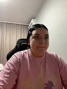 Luizaa004 online show from March 10, 4:45 pm