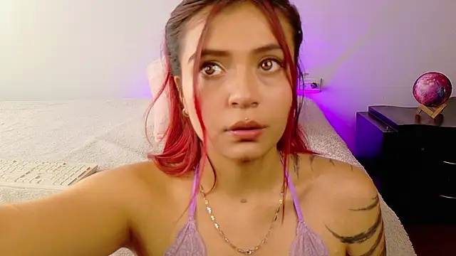 Snapshot of Sophie_Evanns_ chatting on March 14, 6:02 pm Sophie Evanns online show from March 14, 6:02 pm