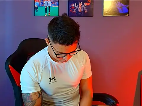 evan greey01 online show from March 6, 6:04 pm