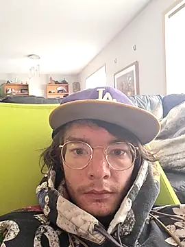 KinkyKittyBoy online show from April 23, 10:56 pm