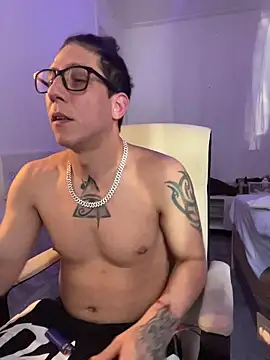 TitanNoir online show from March 22, 10:07 am