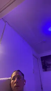 TitanNoir online show from April 21, 11:40 pm