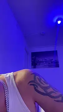 TitanNoir online show from April 22, 11:28 pm