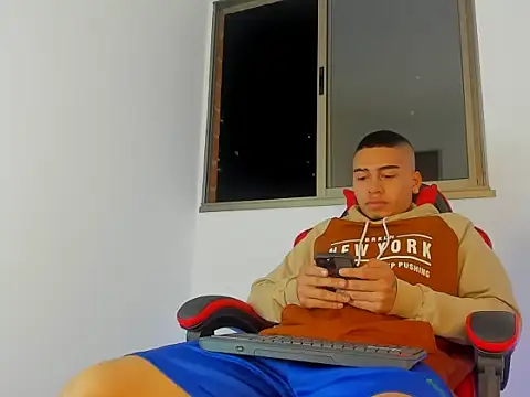 Mnell28 online show from March 2, 2:47 am