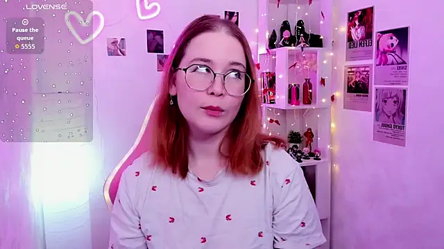 Anny Twelvetrees online show from March 4, 8:31 am