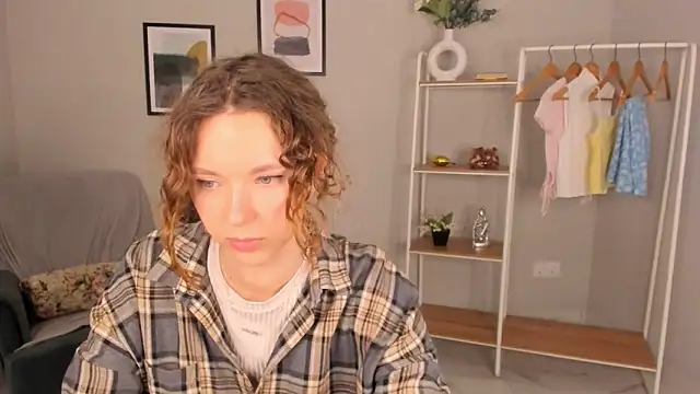 Keily Nimmnez online show from March 13, 1:18 pm