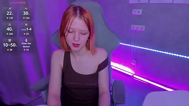 Snapshot of Emma_Dusk chatting on June 4, 2:39 am Emma Dusk online show from June 4, 2:39 am