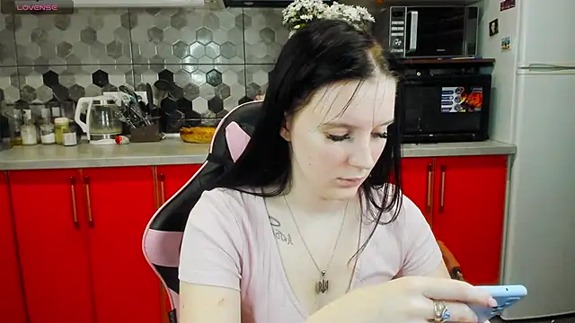 Mary Blu online show from February 7, 7:38 pm