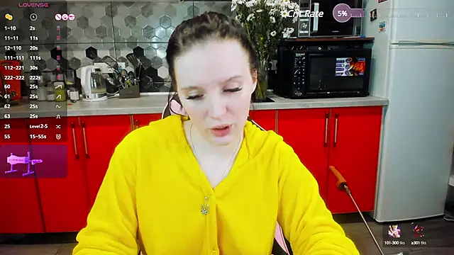 Mary Blu online show from February 10, 11:45 pm