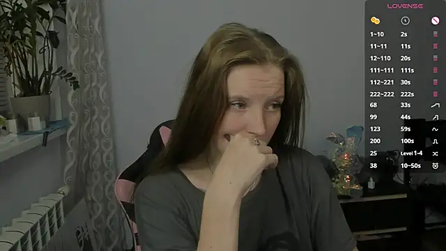 Mary Blu online show from November 8, 10:30 pm