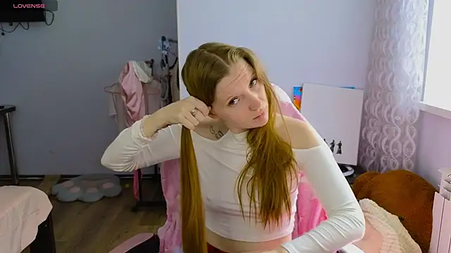 Mary Blu online show from April 17, 8:06 am