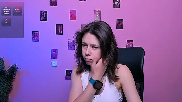 Snapshot of aria_wild_ chatting on July 29, 7:23 pm aria wild online show from July 29, 7:23 pm