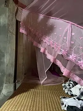 Mimi pussy online show from April 22, 3:20 am