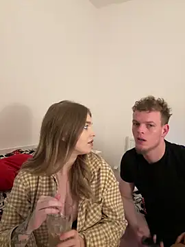 Renesme 28 online show from March 7, 10:51 pm