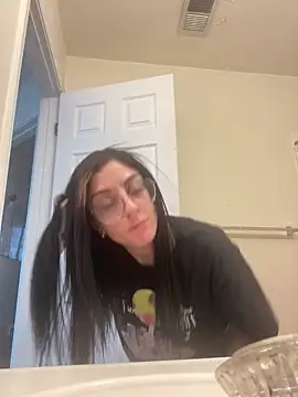 Mariyyumyums online show from April 16, 11:44 am