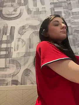 Mariyyumyums online show from April 24, 7:05 pm