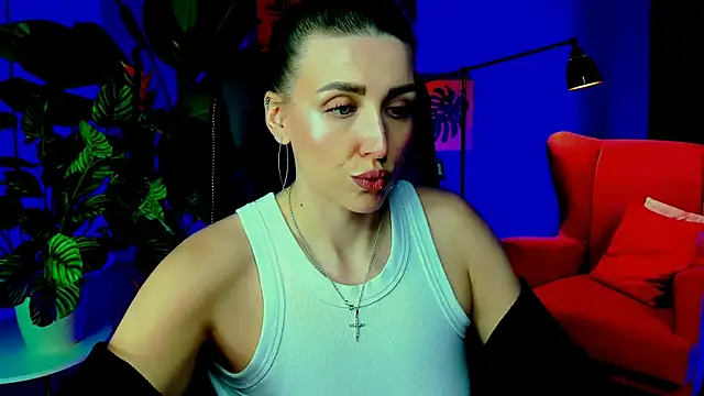 MonicaRiley online show from April 3, 12:47 pm