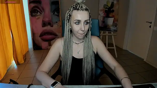Snapshot of MonicaRiley chatting on June 14, 11:34 am MonicaRiley online show from June 14, 11:34 am