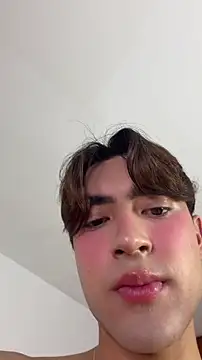 MatthewMoore  online show from April 22, 1:19 am