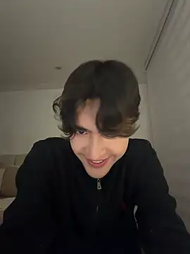 Snapshot of MatthewMoore_ chatting on July 30, 12:53 am MatthewMoore online show from July 30, 12:53 am