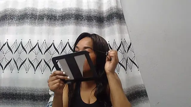 Snapshot of Barbieliciousxxx chatting on July 19, 7:06 pm Barbieliciousxxx online show from July 19, 7:06 pm