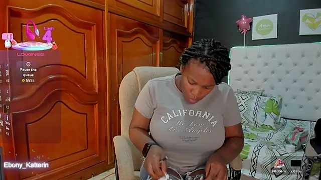 ebony katterin online show from April 20, 11:13 am