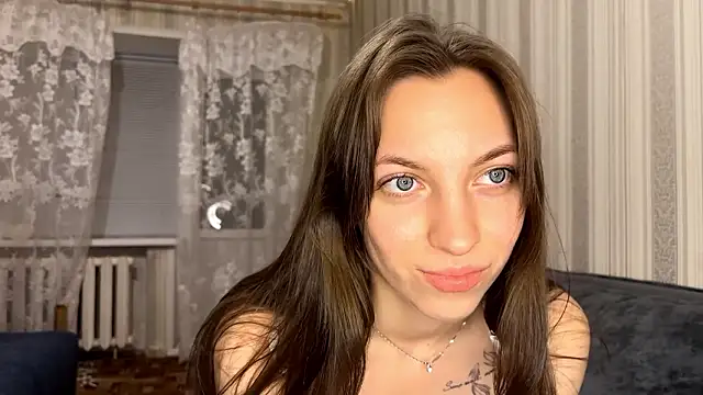 YangReifer online show from March 2, 7:43 pm