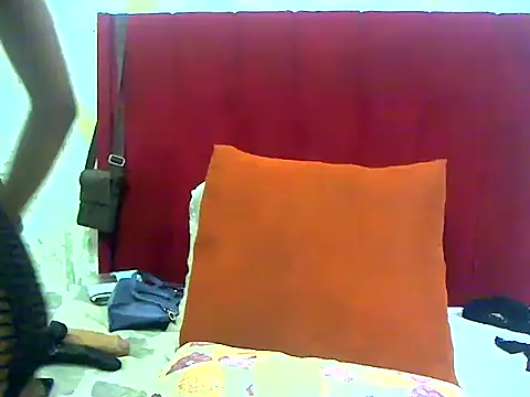 Snapshot of Nastyviola27 chatting on May 18, 6:47 pm Nastyviola27 online show from May 18, 6:47 pm