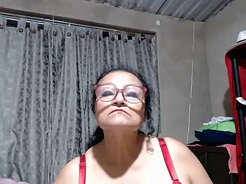  BellaNocturna online show from April 21, 1:53 am