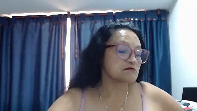 Snapshot of _BellaNocturna chatting on July 28, 5:23 pm BellaNocturna online show from July 28, 5:23 pm