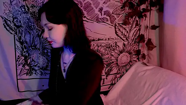 Robin harrington online show from April 21, 8:55 pm