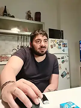 bear skinny online show from June 8, 1:28 am